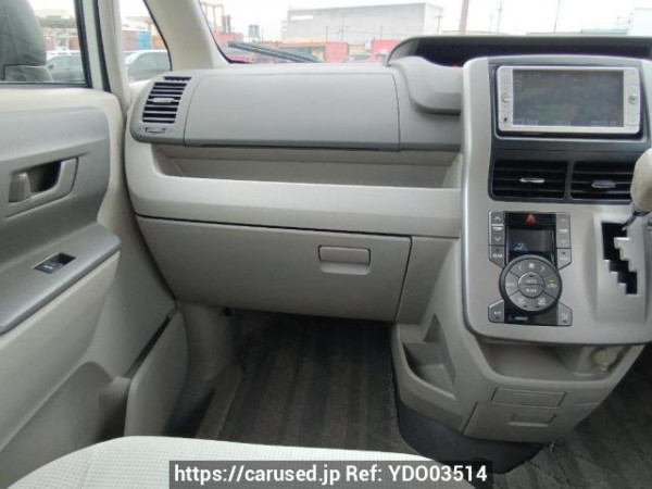 Used 2009 AT toyota noah ZRR75G Image[18]