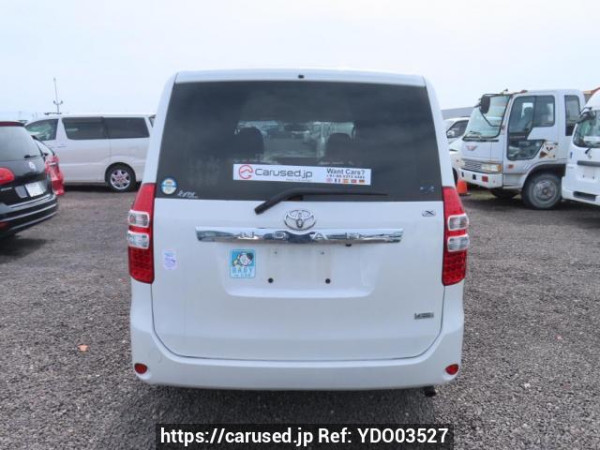 Used 2010 AT toyota noah ZRR70G Image[5]
