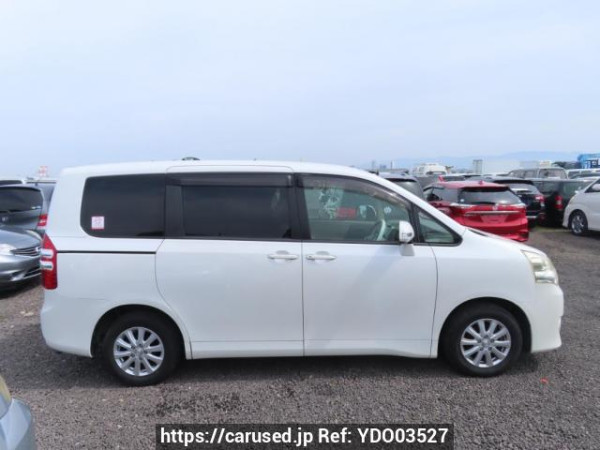 Used 2010 AT toyota noah ZRR70G Image[7]