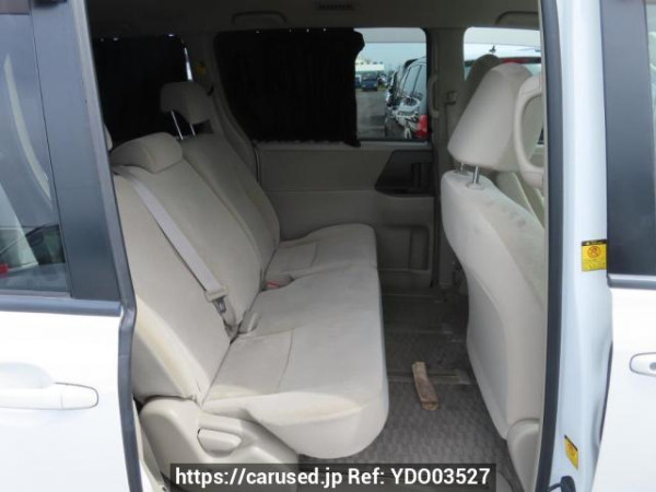 Used 2010 AT toyota noah ZRR70G Image[17]