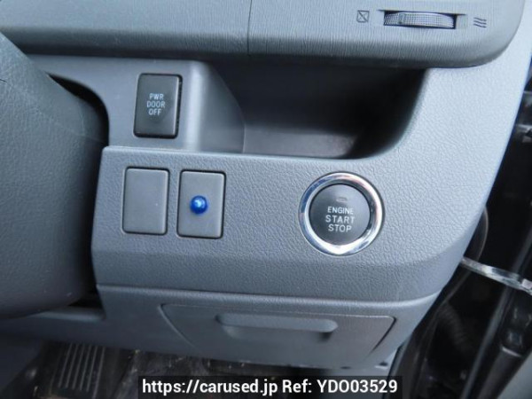 Used 2010 AT toyota voxy ZRR70W Image[27]
