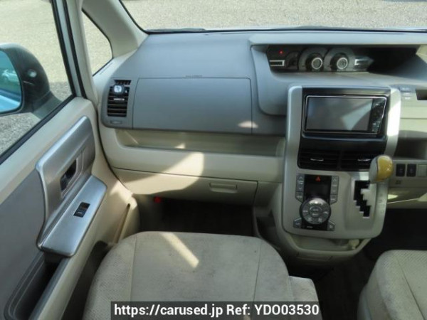 Used 2010 AT toyota noah ZRR70W Image[23]