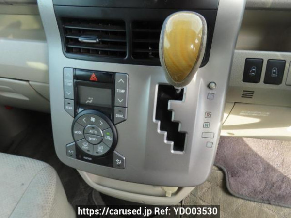 Used 2010 AT toyota noah ZRR70W Image[28]