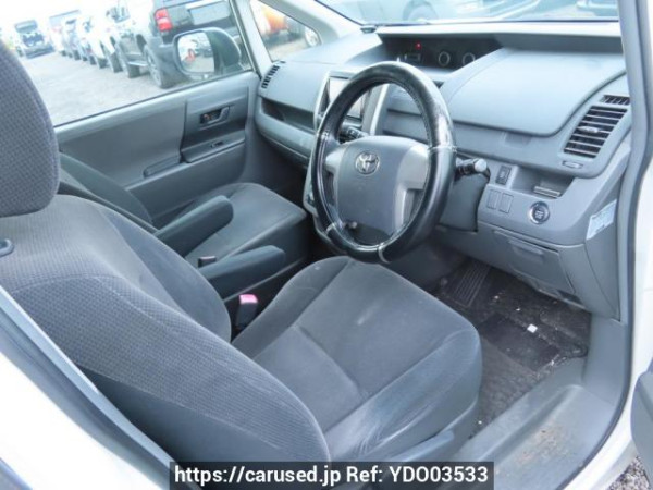 Used 2009 AT toyota voxy ZRR70G Image[13]