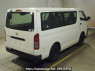 Used 2011 AT toyota regiusace-van KDH206V Image[1]
