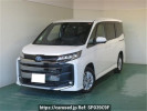 Toyota Noah ZWR95W