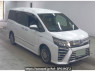 Used 2017 AT toyota voxy ZWR80W Image[0]