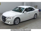 Toyota Crown Hybrid AWS210