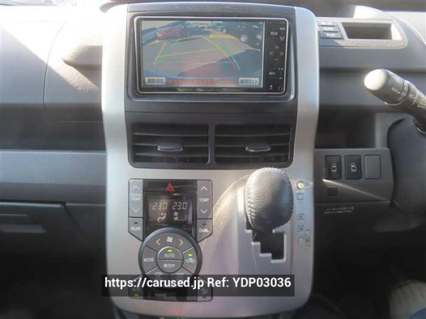 Used 2010 CVT toyota voxy ZRR70 Image[14]
