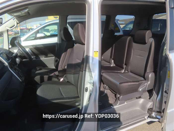 Used 2010 CVT toyota voxy ZRR70 Image[20]