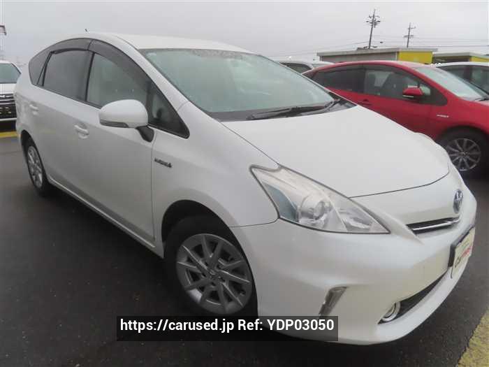 Buy Used 2011 Toyota Prius alpha ZVW41 (YDP03050) - Carused.jp