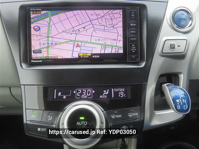 Buy Used 2011 Toyota Prius alpha ZVW41 (YDP03050) - Carused.jp