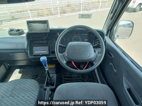 Used 2002 MT toyota hiace-van RZH112K Image[18]