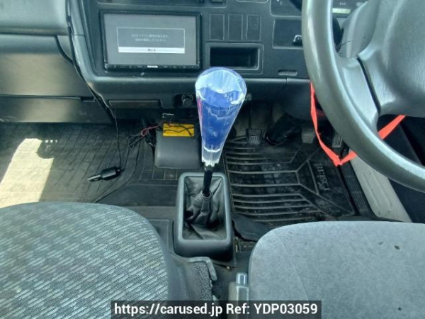 Used 2002 MT toyota hiace-van RZH112K Image[23]