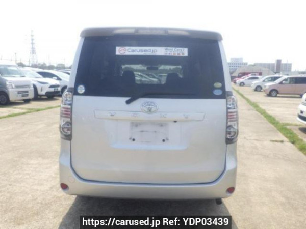Used 2007 AT toyota voxy ZRR70G Image[5]