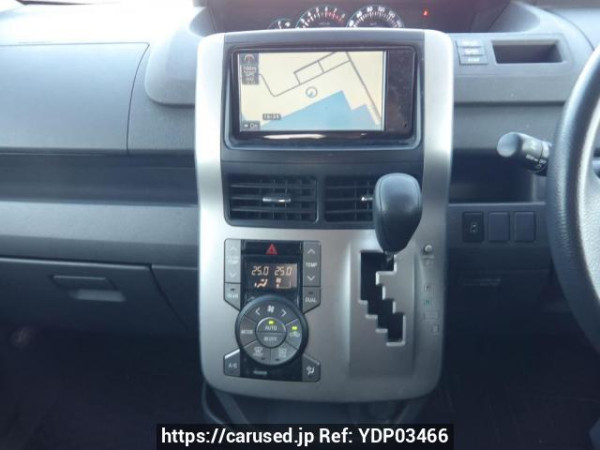 Used 2008 AT toyota voxy ZRR70G Image[23]