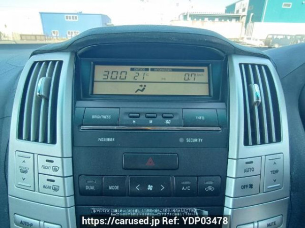 Used 2003 AT toyota harrier ACU30W Image[19]