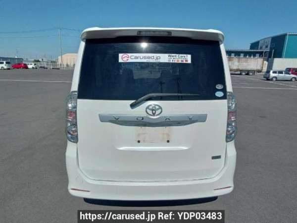 Used 2010 AT toyota voxy ZRR70W Image[5]
