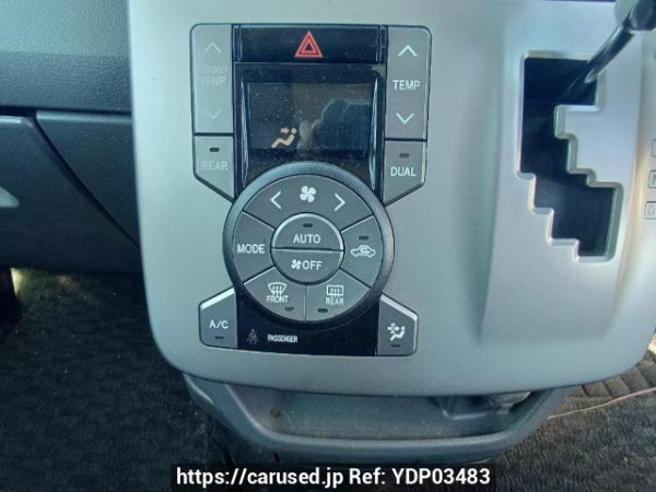 Used 2010 AT toyota voxy ZRR70W Image[21]