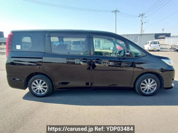 Used 2015 AT toyota noah ZRR80G Image[7]