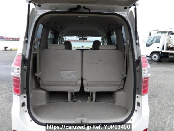 Used 2009 AT toyota noah ZRR70G Image[8]