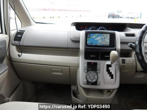 Used 2009 AT toyota noah ZRR70G Image[18]
