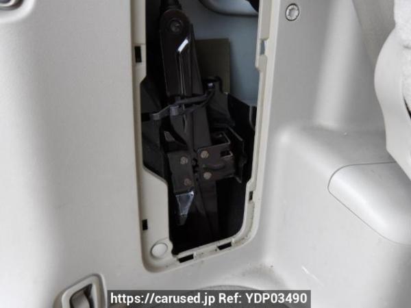 Used 2009 AT toyota noah ZRR70G Image[46]