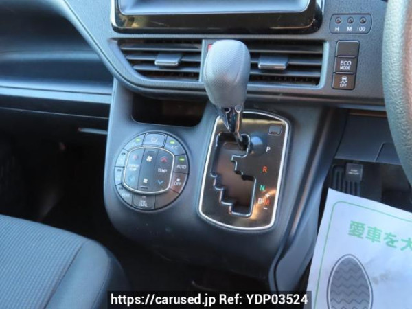 Used 2015 AT toyota noah ZRR80G Image[26]