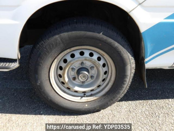 Used 2004 AT toyota hiace-van TRH112V Image[30]