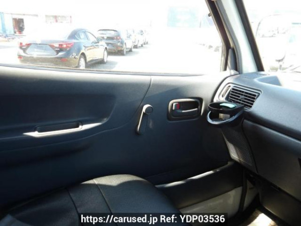 Used 2000 MT toyota regiusace-van RZH102V Image[26]