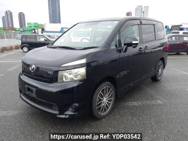 Buy Used 2009 Toyota Voxy ZRR70G (YDP03542) - Carused.jp