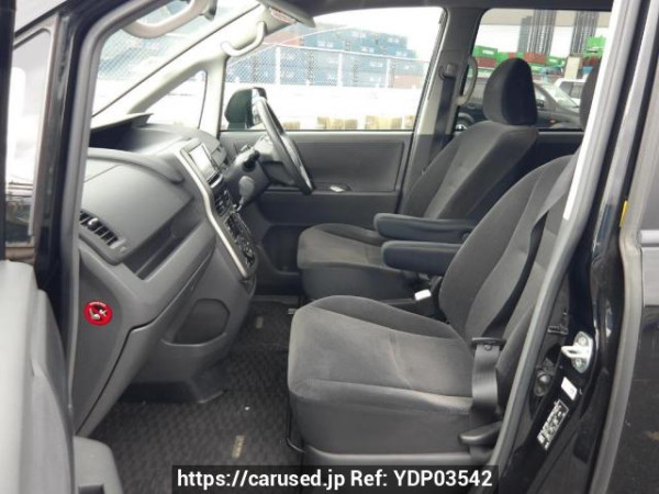 Used 2009 AT toyota voxy ZRR70G Image[13]