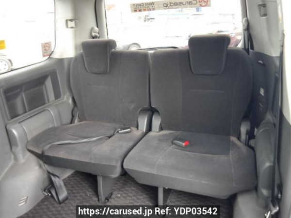 Used 2009 AT toyota voxy ZRR70G Image[16]