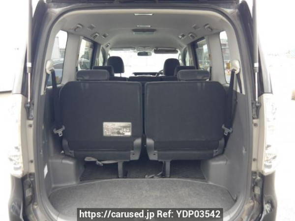 Used 2009 AT toyota voxy ZRR70G Image[17]