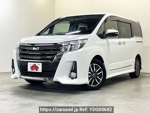 2016 Toyota Noah DBA-ZRR80W