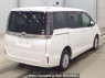Used 2015 AT toyota voxy ZRR85G Image[1]