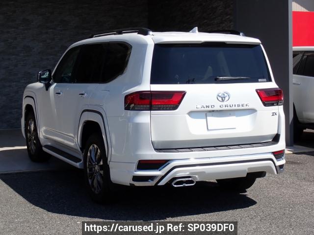 Buy Used 2023 Toyota Land Cruiser VJA300W (SP039DF0) - Carused.jp