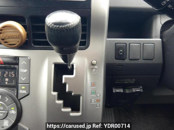 Used 2007 AT toyota noah ZRR70W Image[27]