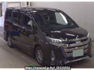 Toyota Noah ZRR80W