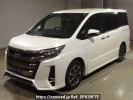 Toyota Noah ZRR80W