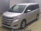 Toyota Noah ZRR80G