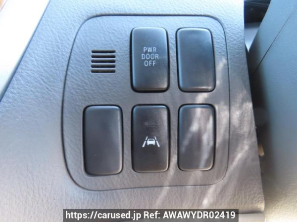 Used 2005 AT toyota alphard MNH10W Image[34]