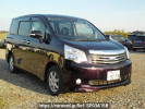 Toyota Noah ZRR70G