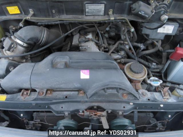 Used 2000 AT toyota regius-wagon RCH41W Image[10]