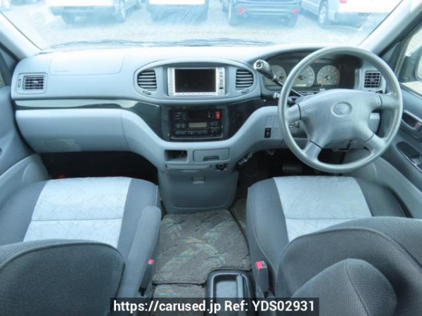 Used 2000 AT toyota regius-wagon RCH41W Image[24]