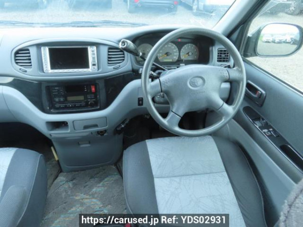 Used 2000 AT toyota regius-wagon RCH41W Image[25]