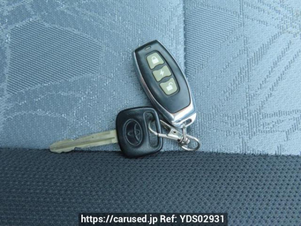 Used 2000 AT toyota regius-wagon RCH41W Image[33]