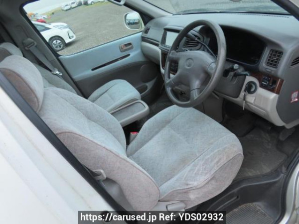 Used 2001 AT toyota regius-wagon RCH41W Image[14]