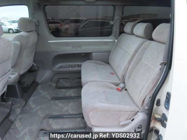 Used 2001 AT toyota regius-wagon RCH41W Image[17]
