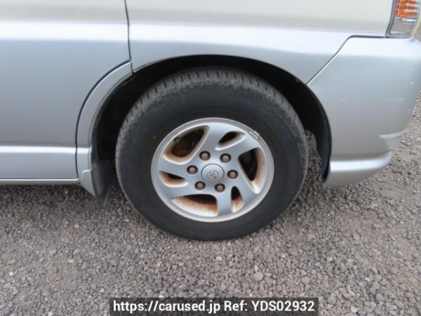 Used 2001 AT toyota regius-wagon RCH41W Image[35]